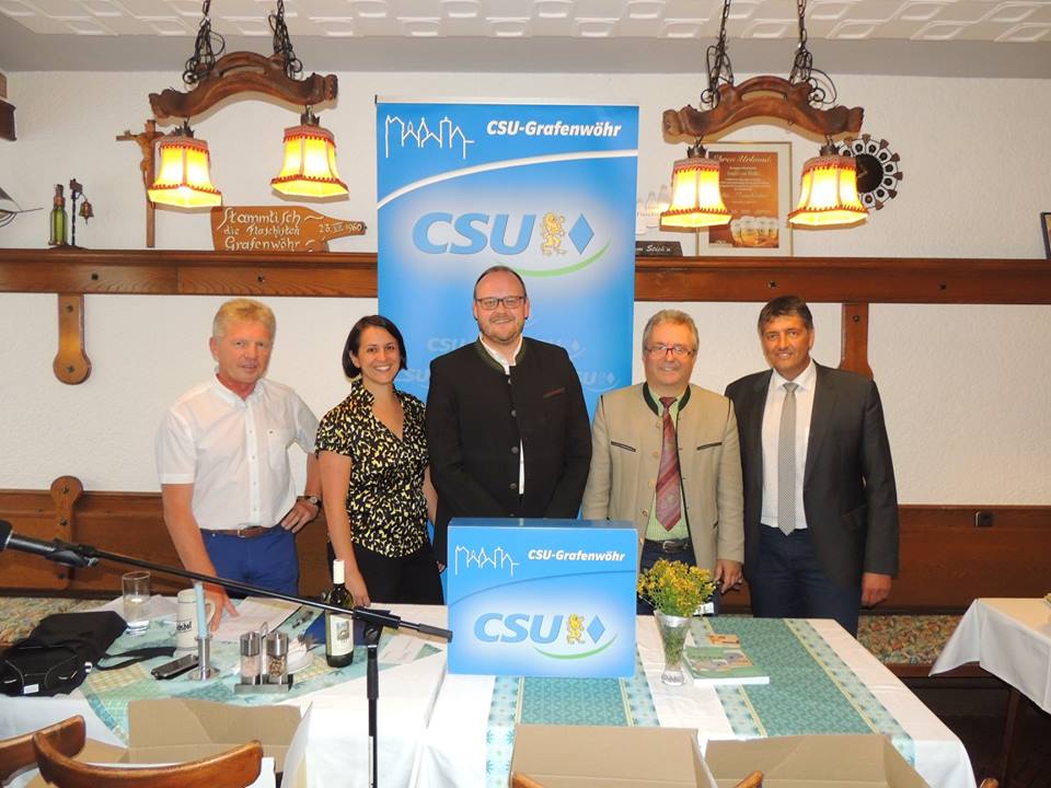 35963830_1947149561963444_4171994269122297856_n