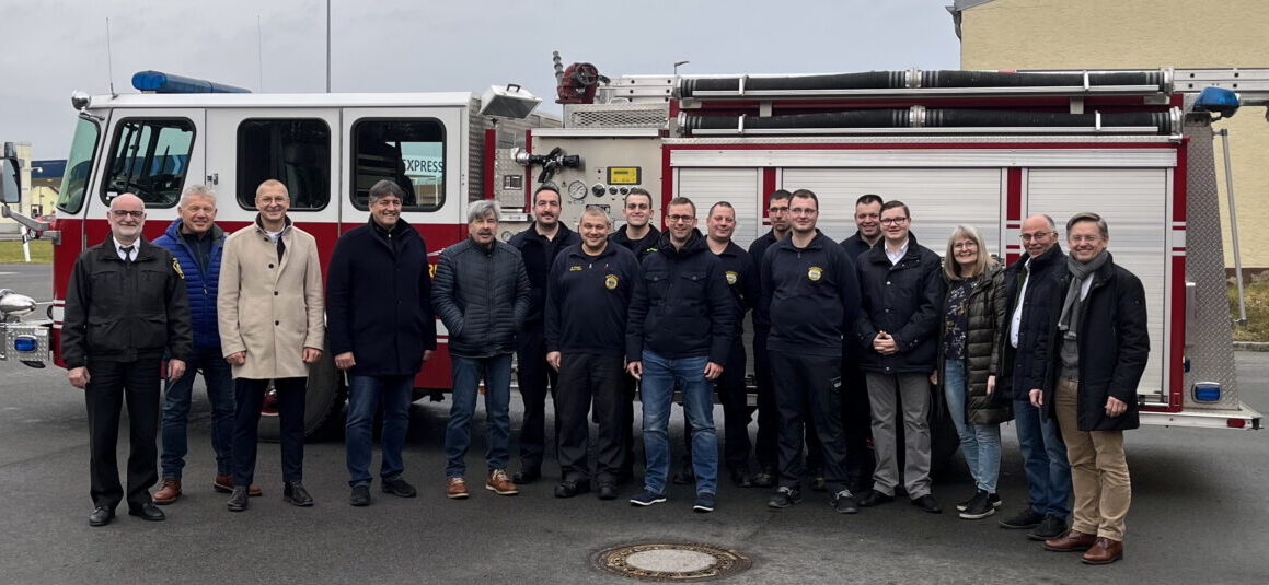 ek0301mor-Silvesterbesuch im Lager